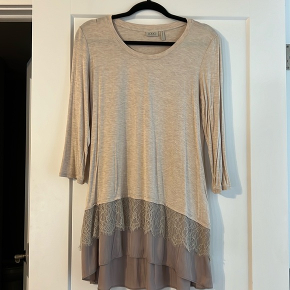 LOGO Lori Goldstein Lace Tunic - Picture 1 of 5